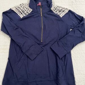 EUC Lilly Pulitzer Skipper Popover Navy M Crochet Shoulder Detail